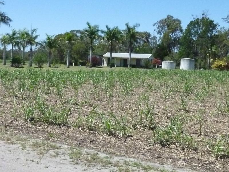 400 VOSS ROAD, North Gregory QLD 4660