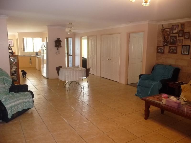 2 SUNNYBRAE CIRCUIT, Redridge QLD 4660