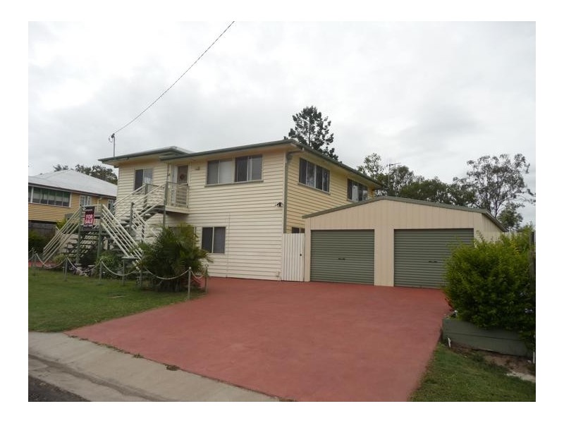 12 Elizabeth Street, Biggenden QLD 4621