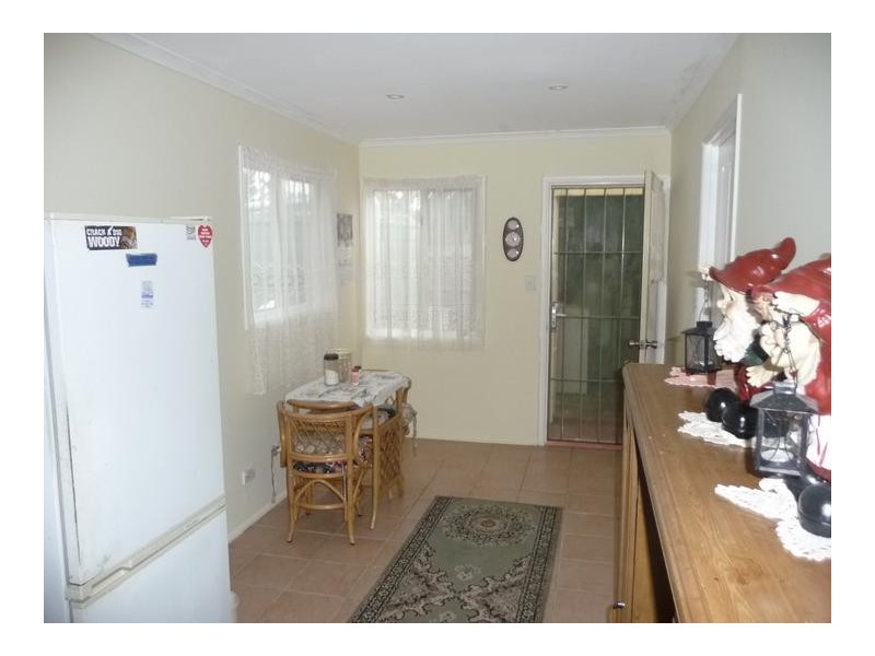 12 Elizabeth Street, Biggenden QLD 4621