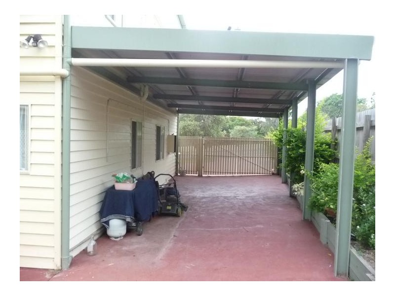 12 Elizabeth Street, Biggenden QLD 4621