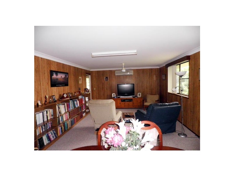 82 Barrow, Gayndah QLD 4625