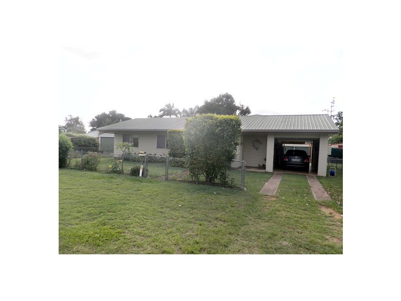 20 Spencer, Gayndah QLD 4625