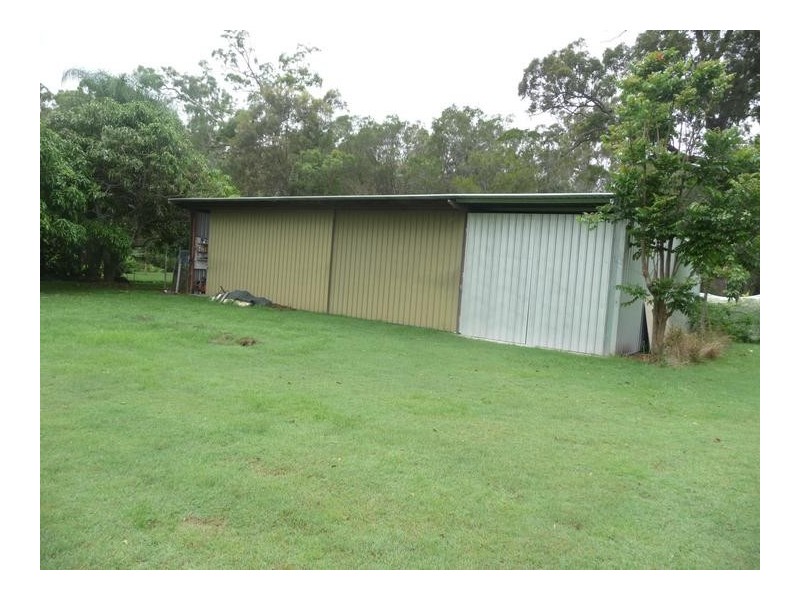 2 Leesons Road, Redridge QLD 4660