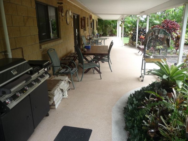2 Leesons Road, Redridge QLD 4660