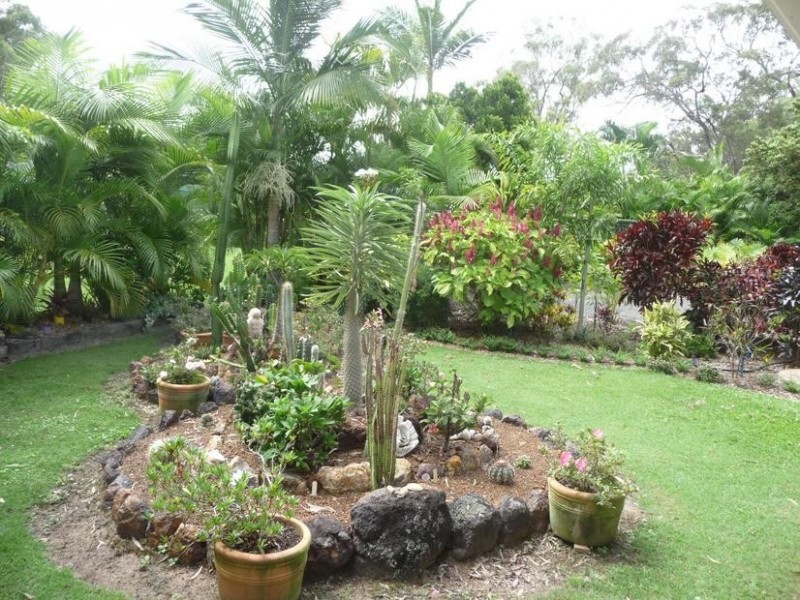 2 Leesons Road, Redridge QLD 4660