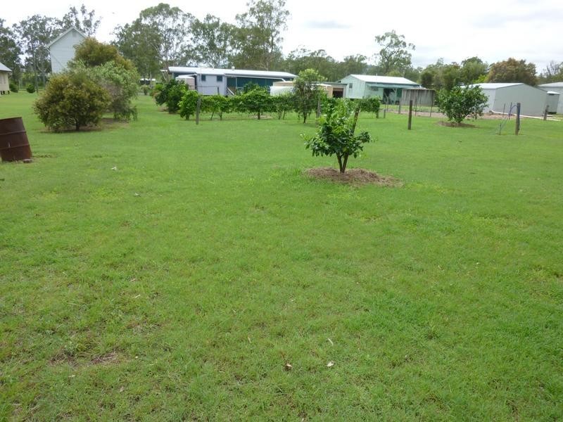 12 MAIN STREET, Dallarnil QLD 4621