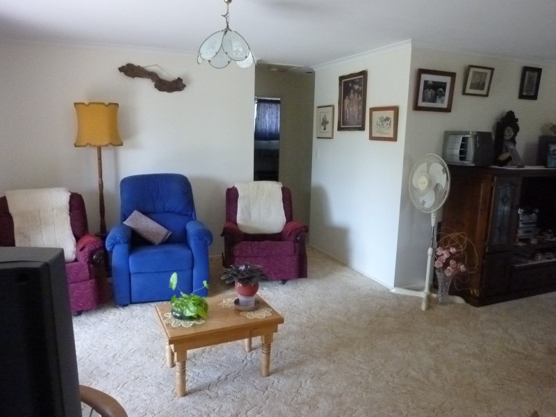 32 WALSH STREET, Biggenden QLD 4621