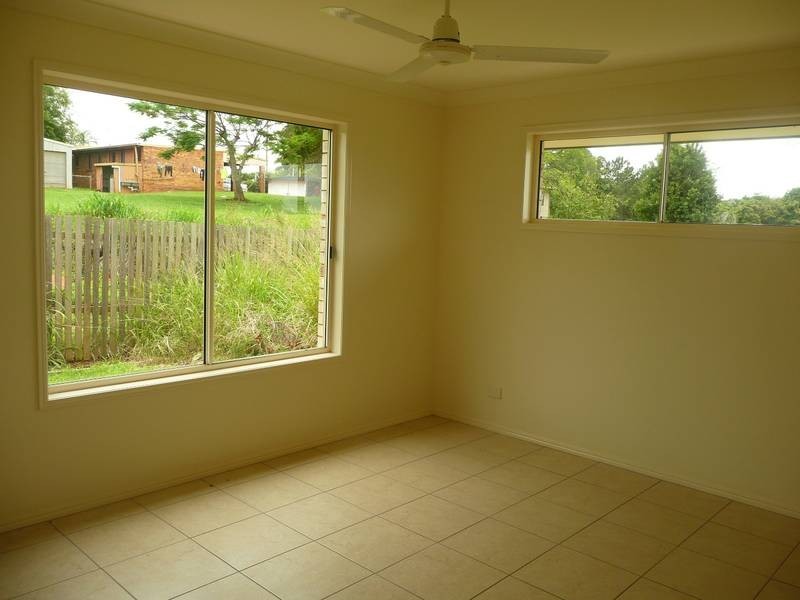 8/2 Lawman Place, Childers QLD 4660