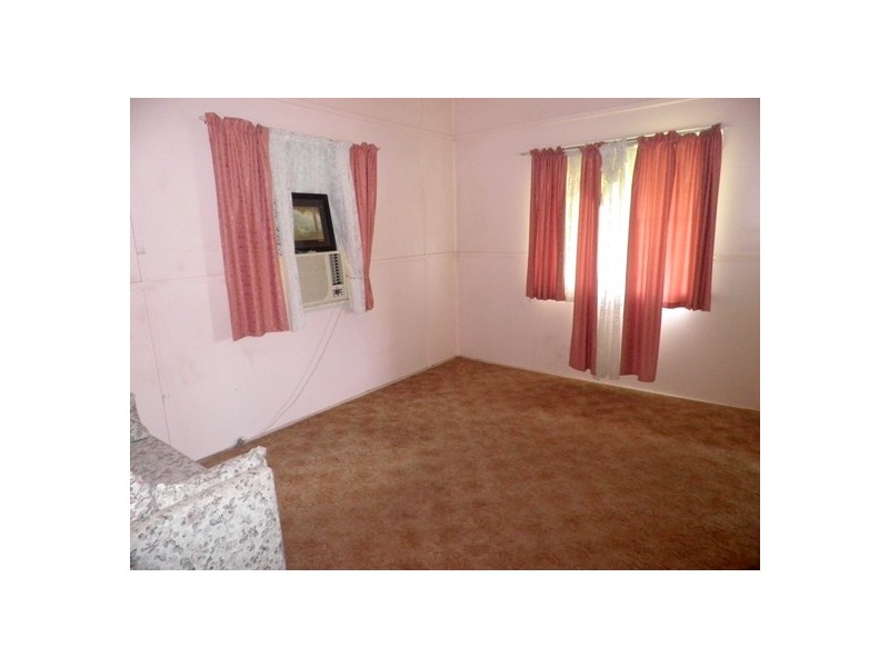 1 Maud, Gayndah QLD 4625