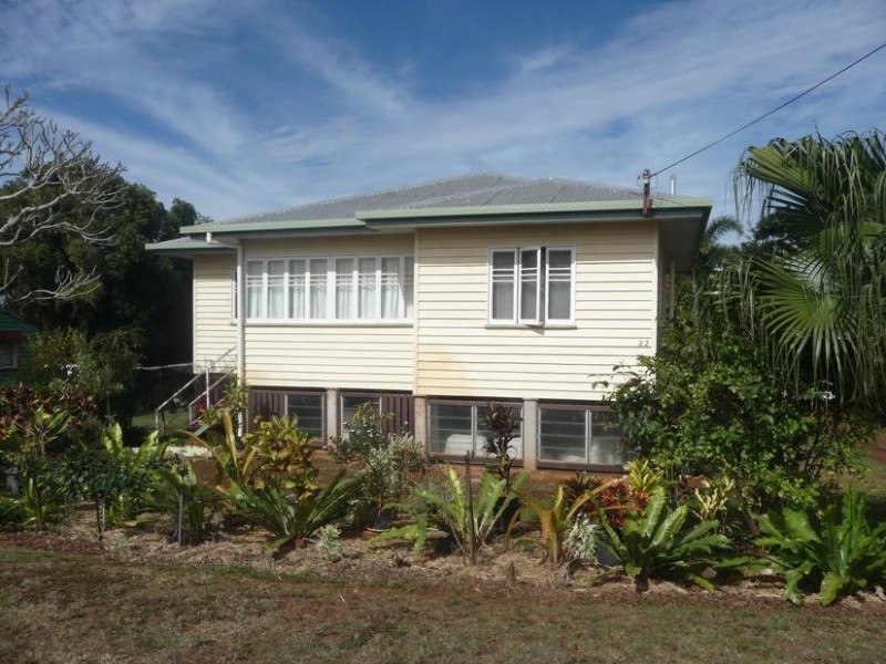 22 MACROSSAN STREET, Childers QLD 4660