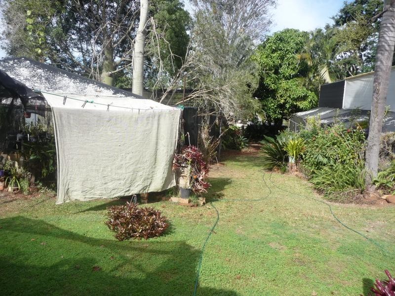 22 MACROSSAN STREET, Childers QLD 4660