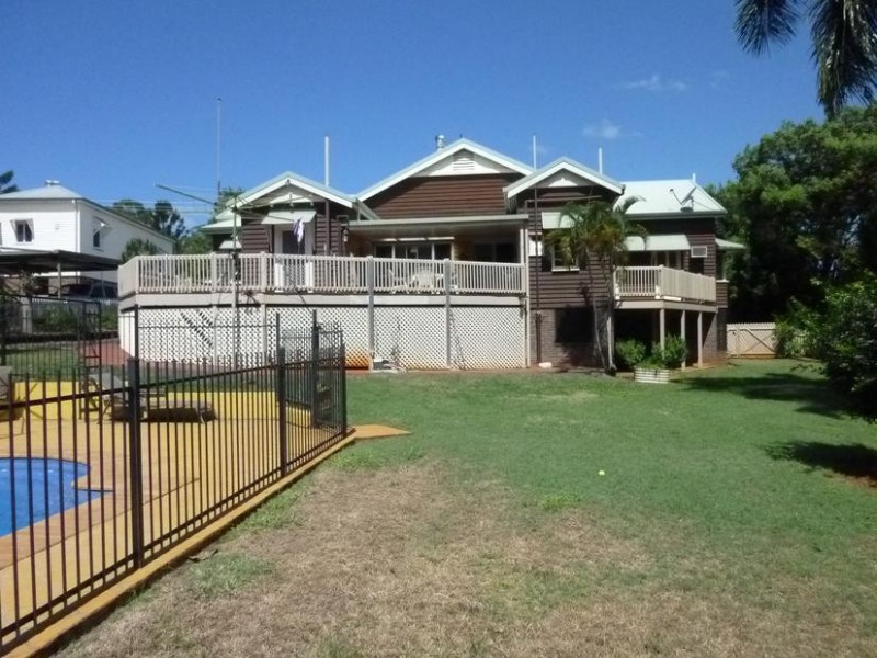 14 Taylor Street, Childers QLD 4660