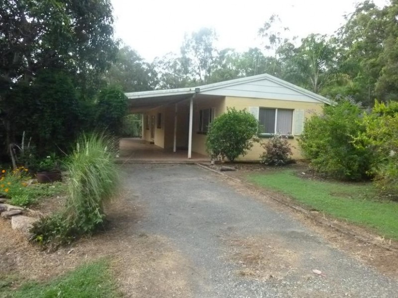 211 Rainbows Road, South Isis QLD 4660