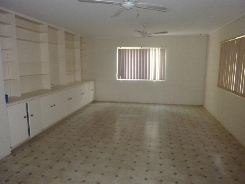 211 Rainbows Road, South Isis QLD 4660
