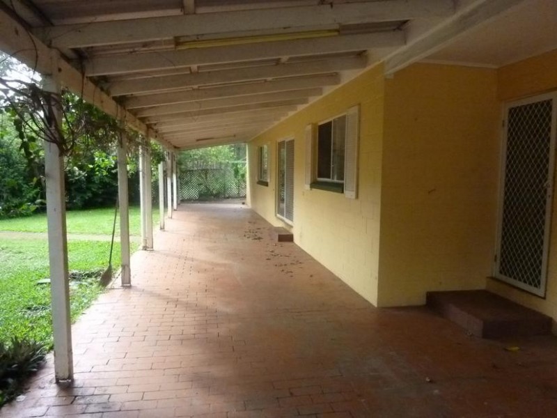 211 Rainbows Road, South Isis QLD 4660