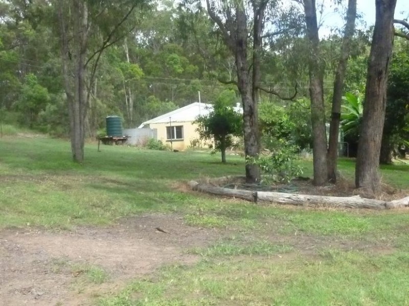 211 Rainbows Road, South Isis QLD 4660