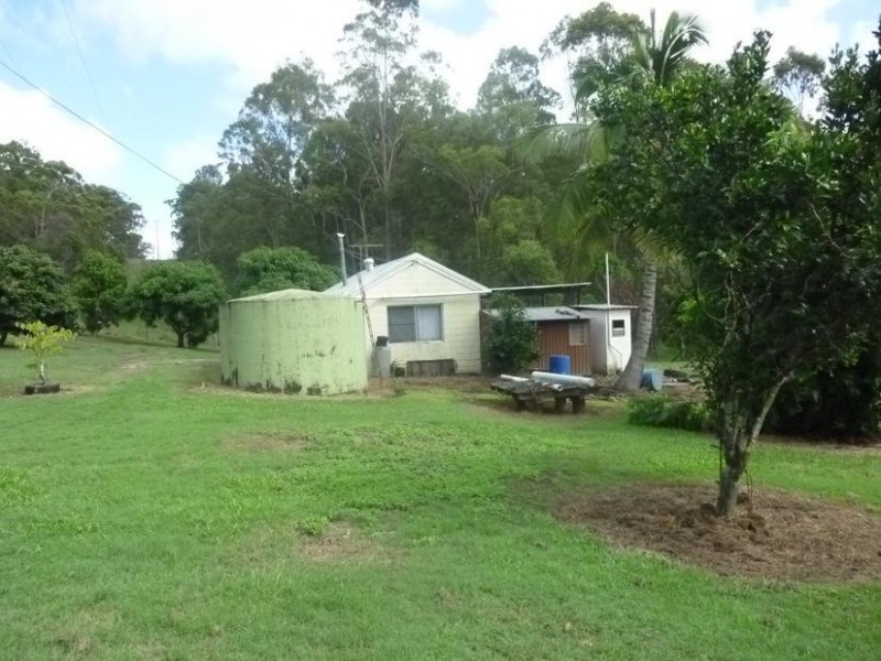 211 Rainbows Road, South Isis QLD 4660