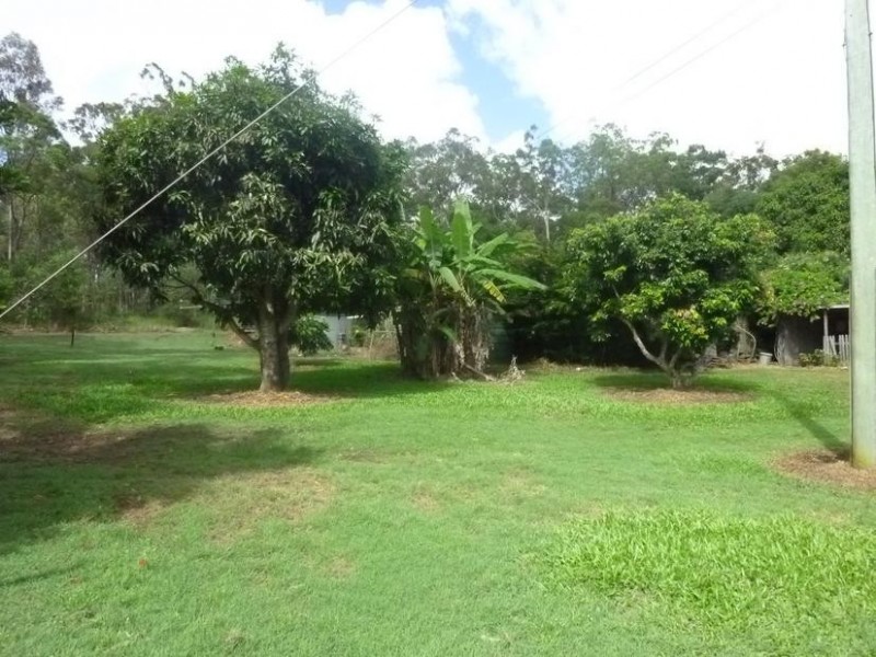 211 Rainbows Road, South Isis QLD 4660