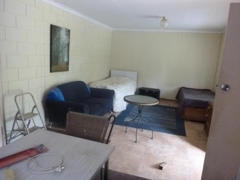 211 Rainbows Road, South Isis QLD 4660