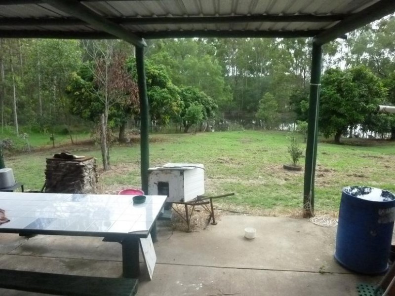 211 Rainbows Road, South Isis QLD 4660