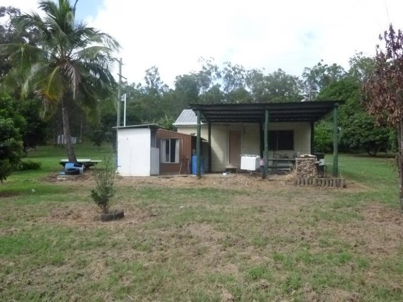 211 Rainbows Road, South Isis QLD 4660