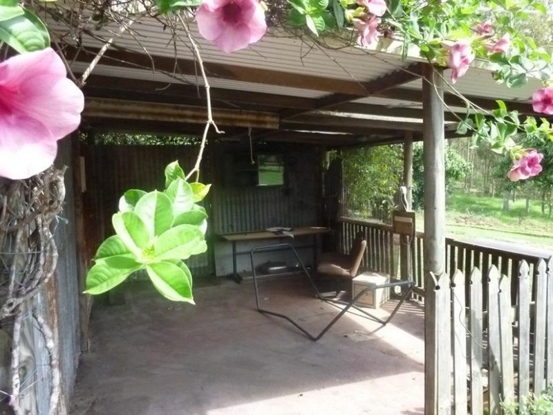 211 Rainbows Road, South Isis QLD 4660