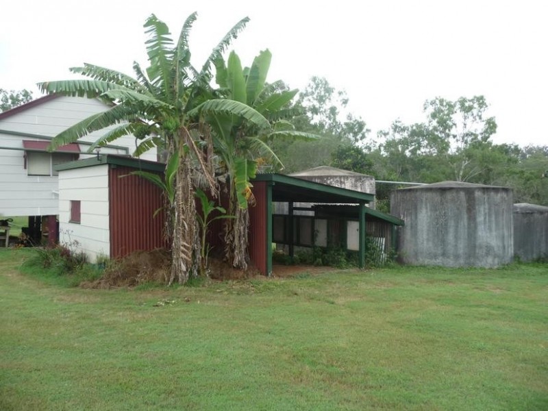 35 HEBBARDS ROAD, Apple Tree Creek QLD 4660