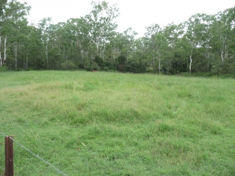 35 HEBBARDS ROAD, Apple Tree Creek QLD 4660