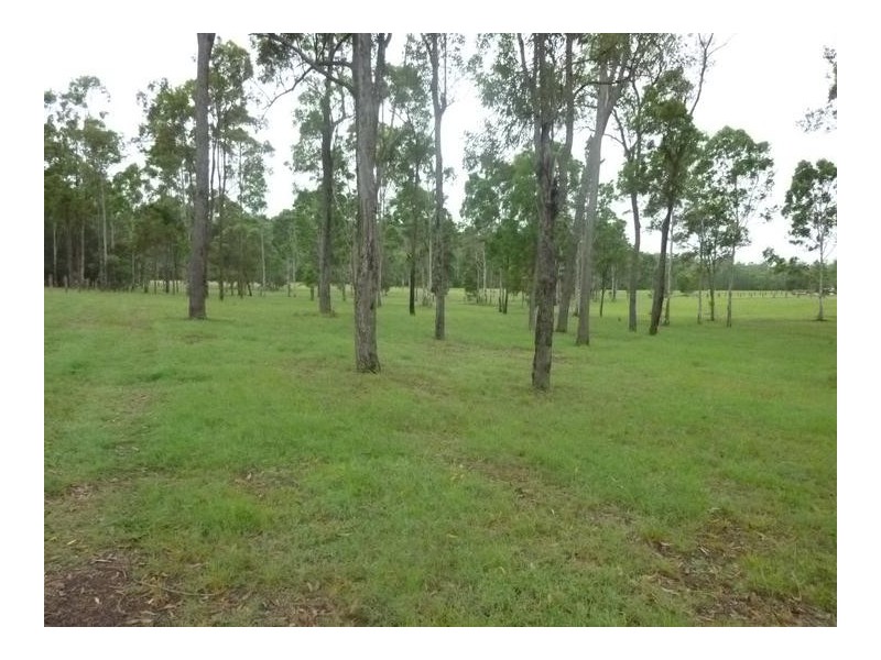 136 PARK AVENUE, NORTH ISIS, Childers QLD 4660