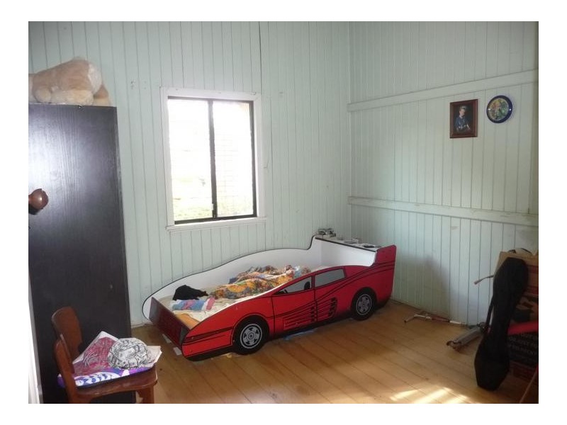 49 MACROSSAN STREET, Childers QLD 4660