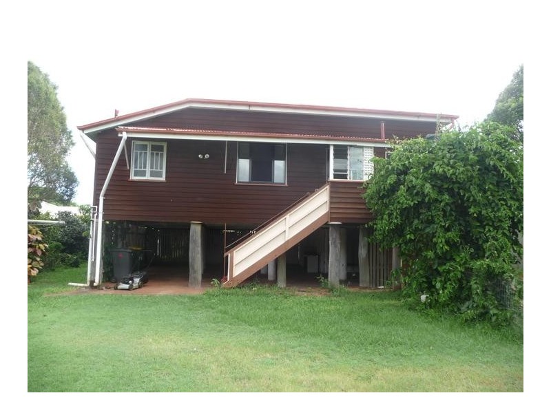 49 MACROSSAN STREET, Childers QLD 4660