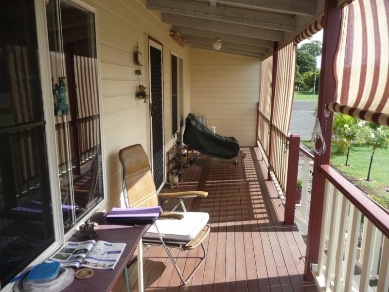 17 WILLIAM STREET, Biggenden QLD 4621