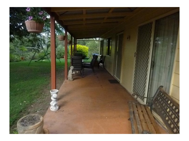 148 Rainbows Road, SOUTH ISIS, Childers QLD 4660