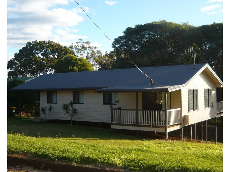 10 Delaney Court, Childers QLD 4660