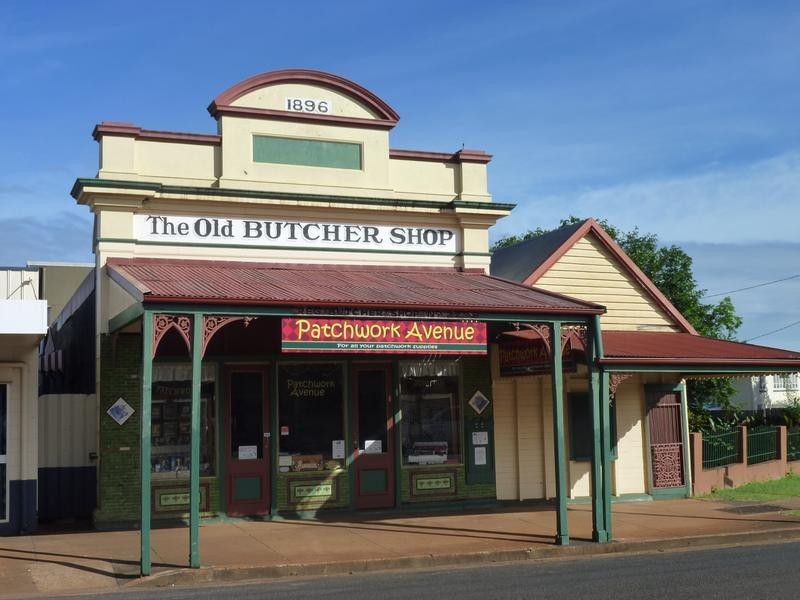 6 NORTH STREET, Childers QLD 4660