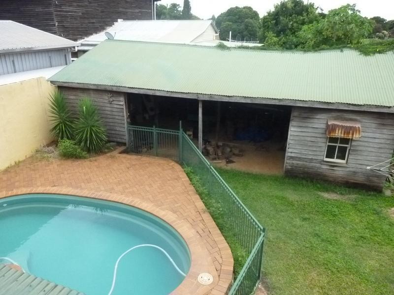 6 NORTH STREET, Childers QLD 4660