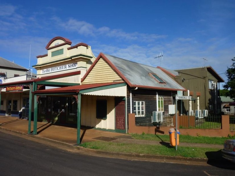 6 NORTH STREET, Childers QLD 4660