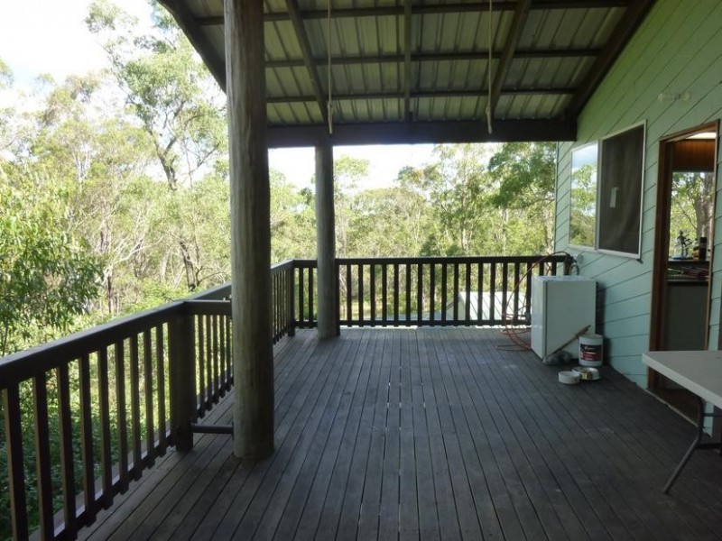 6 ROSENSTET LANE, Apple Tree Creek QLD 4660