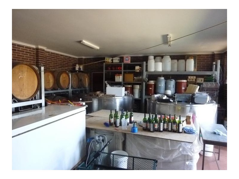 COTTONWOOD CLOSE, DOOLBI, Childers QLD 4660