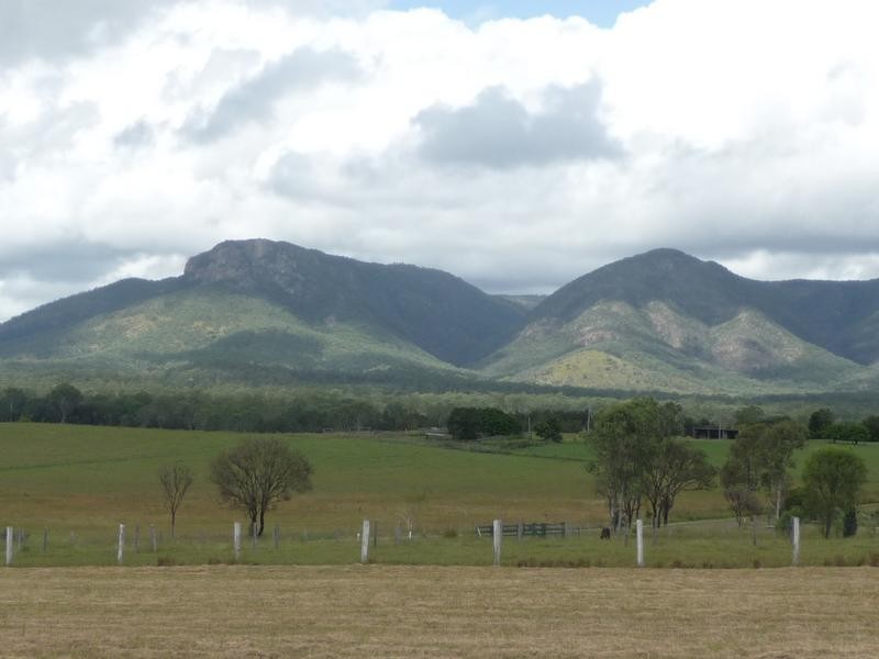 64 BLUFF VIEW ROAD, Biggenden QLD 4621