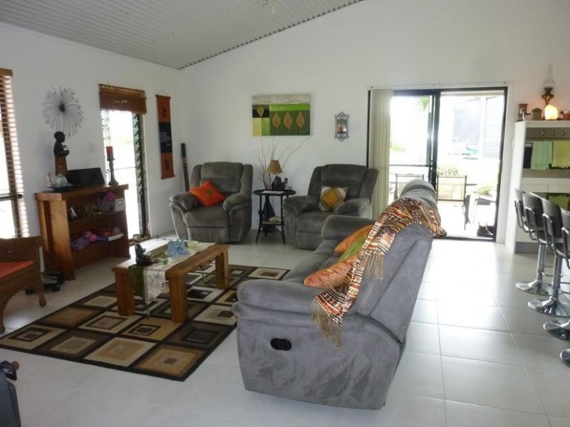 23 BLUE GUM DRIVE, REDRIDGE, Childers QLD 4660