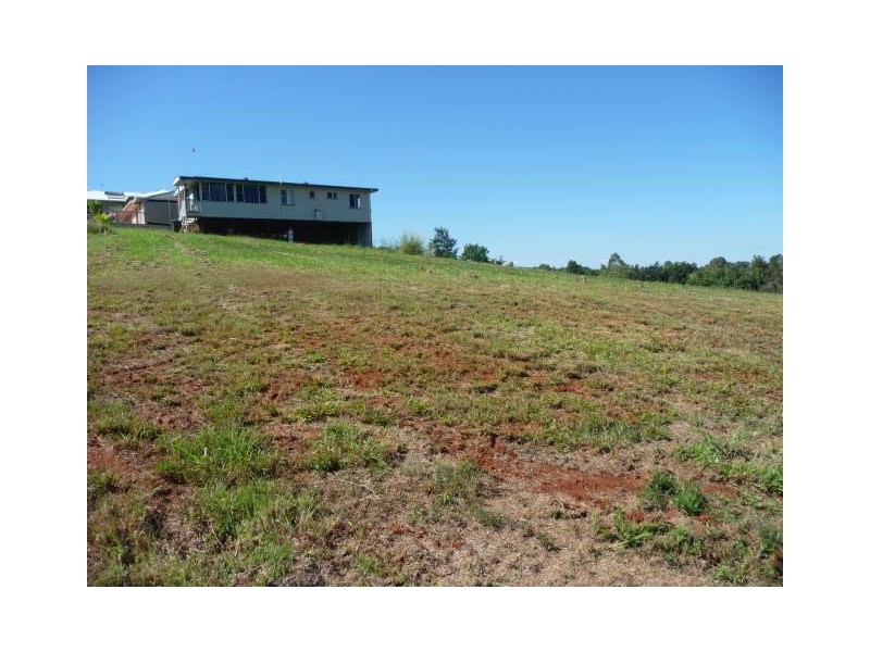 6 Hendle Street, Childers QLD 4660