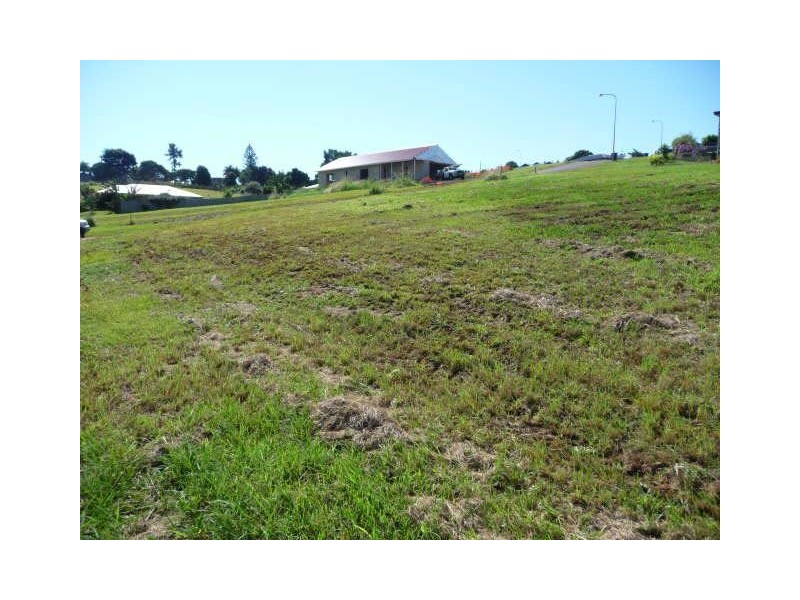 6 Hendle Street, Childers QLD 4660