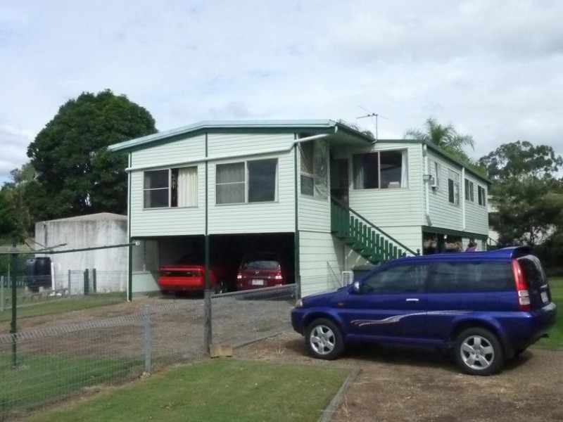 13 QUEEN STREET, Dallarnil QLD 4621