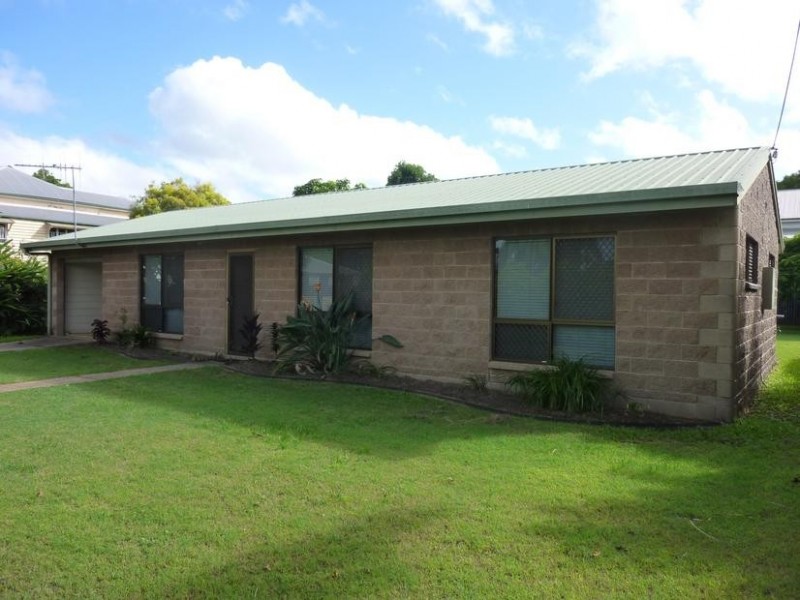 1 BRAND STREET, Childers QLD 4660