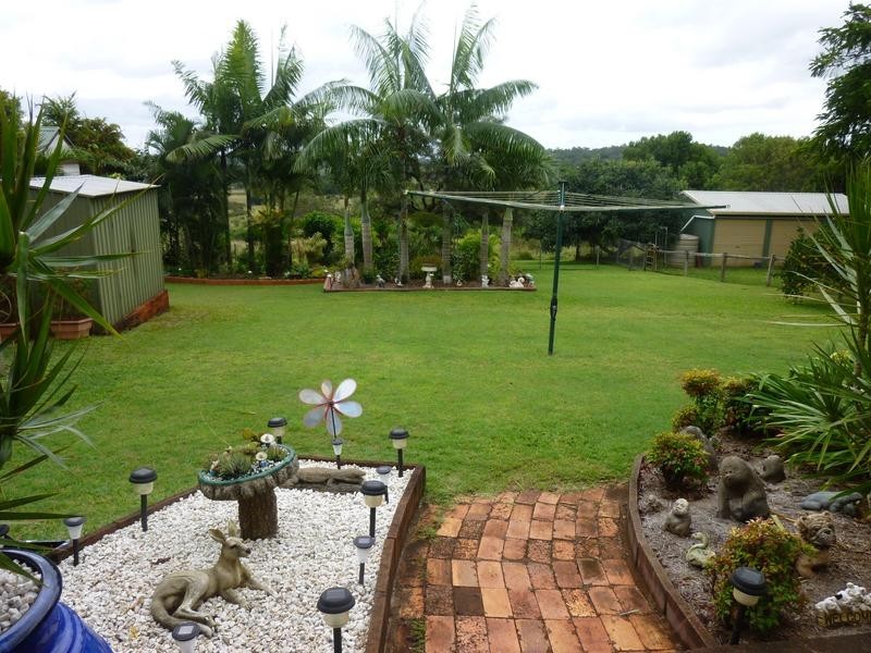 7 OAKES STREET, Childers QLD 4660