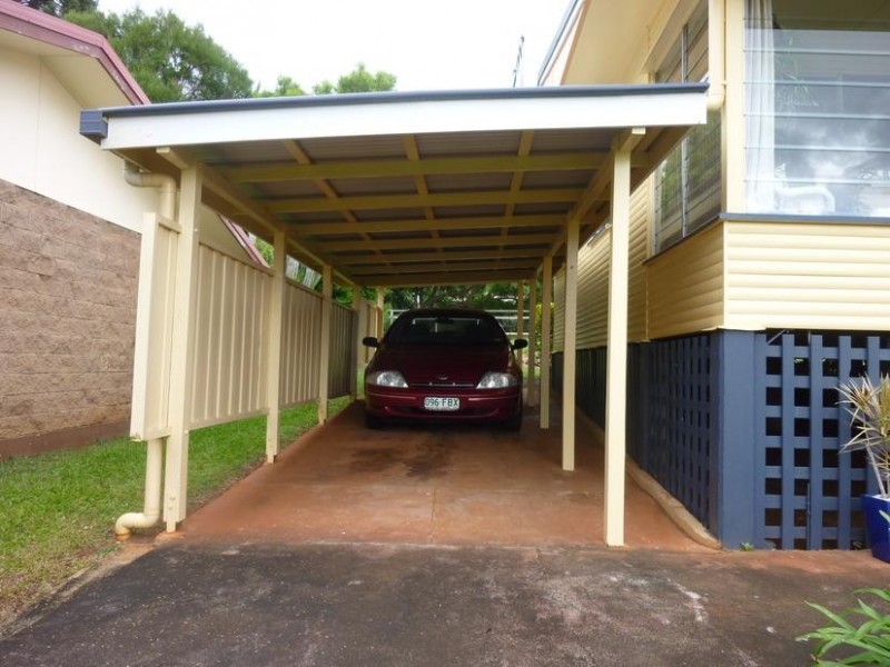 7 OAKES STREET, Childers QLD 4660