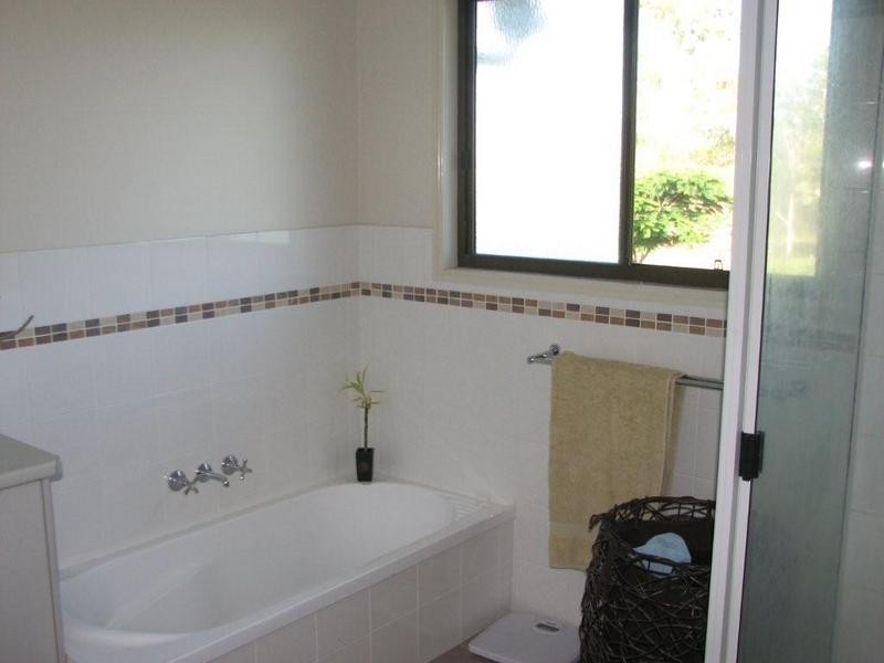 8 Horton Street, Biggenden QLD 4621