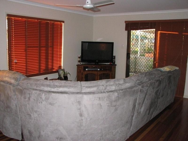 8 Horton Street, Biggenden QLD 4621
